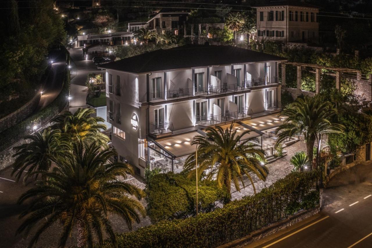 Hotel Livia Гарньяно Экстерьер фото