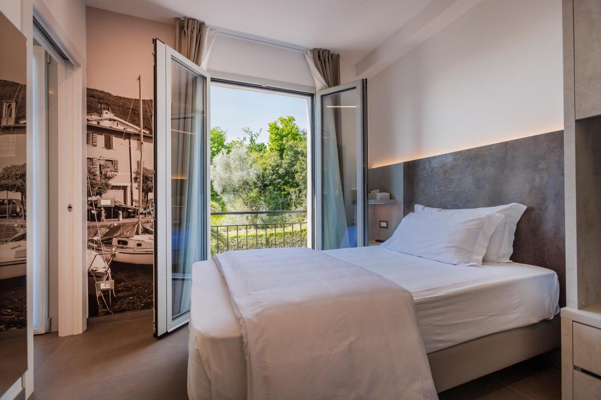 Hotel Livia Гарньяно Номер фото