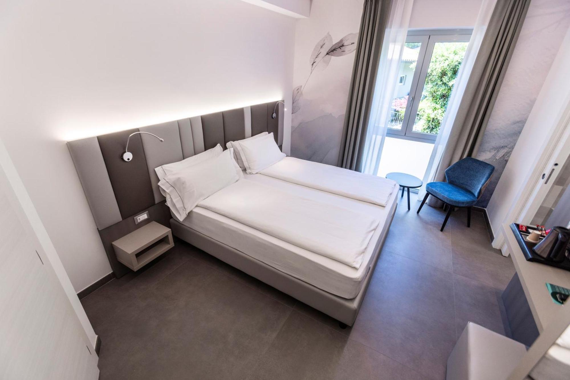 Hotel Livia Гарньяно Номер фото